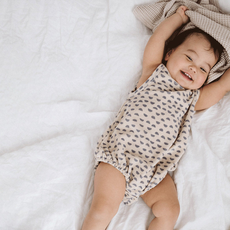 Mono de bebé con estampado de  - Baby Clothing Zip reseña y precio